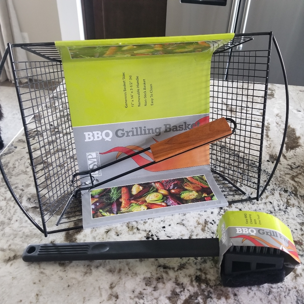 BBQ Barbecue Grill Basket and Grill Brush